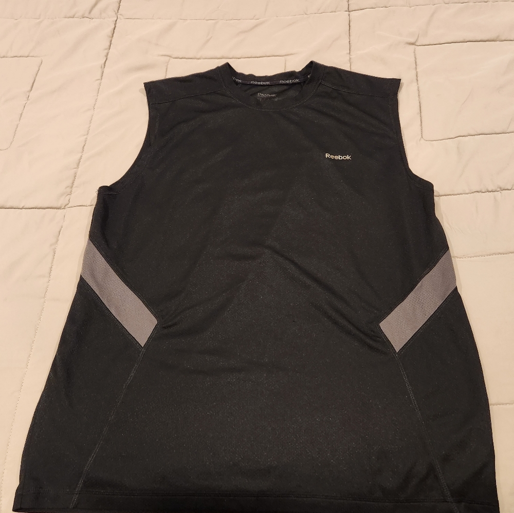 Reebok Black with Gray Accent Tank Top Mens Size Large